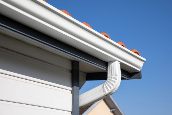 Cost of Garage Gutter Installation in Lynnwood